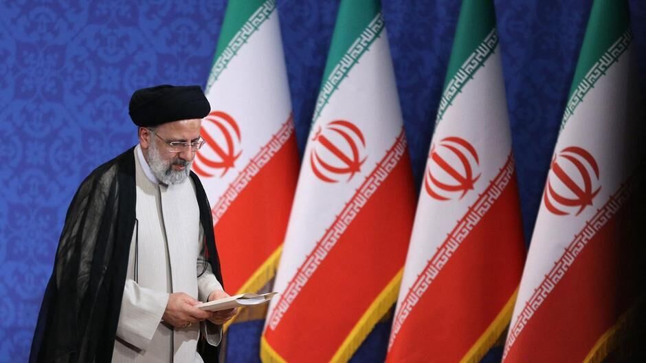 واکسیناسیون، اصلاحات اقتصادی و سفرهای استانی سه دستاورد مهم دولت در سال نخست