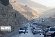 نماینده مجلس: وزارت راه و شهرسازی برای حل مشکل جاده‌های روستایی مهریز اقدام کند 