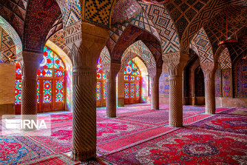 La mosquée iranienne, un lieu de culte et aussi un centre de culture et de science