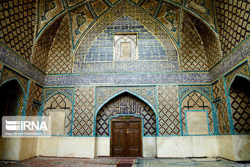 La mosquée iranienne, un lieu de culte et aussi un centre de culture et de science