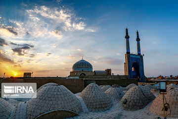 La mosquée iranienne, un lieu de culte et aussi un centre de culture et de science