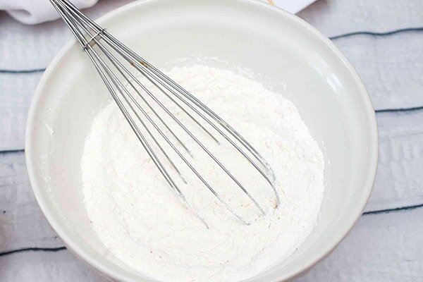 طرز تهیه وافل خانگی ساده و خوشمزه