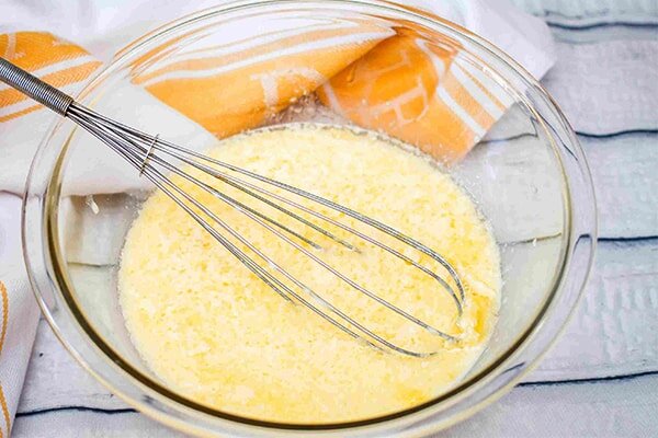 طرز تهیه وافل خانگی ساده و خوشمزه