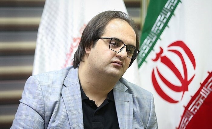 هیج جای دنیا ساختمان ساز و خودروساز فیلم نمیسازد/ اجارهدهندگان کارت تهیهکنندگی ممنوع الکار شوند