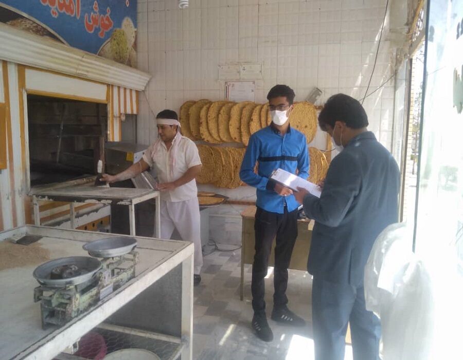 بخش عمده تخلفات فروش آرد در اقلید کنترل شد بخش عمده تخلفات فروش آرد در اقلید کنترل شد