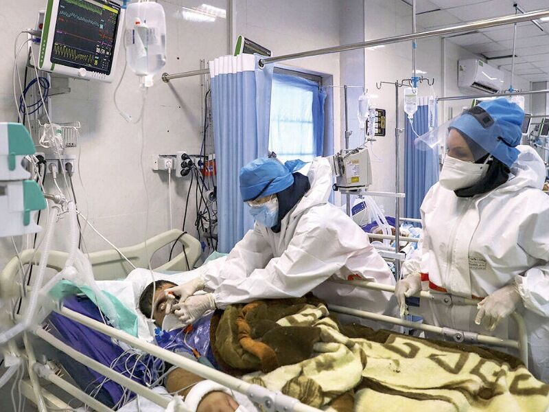 کاهش مراجعه افراد مبتلا به کرونا به مراکز درمانی استان اردبیل به ۲۷۲ نفر