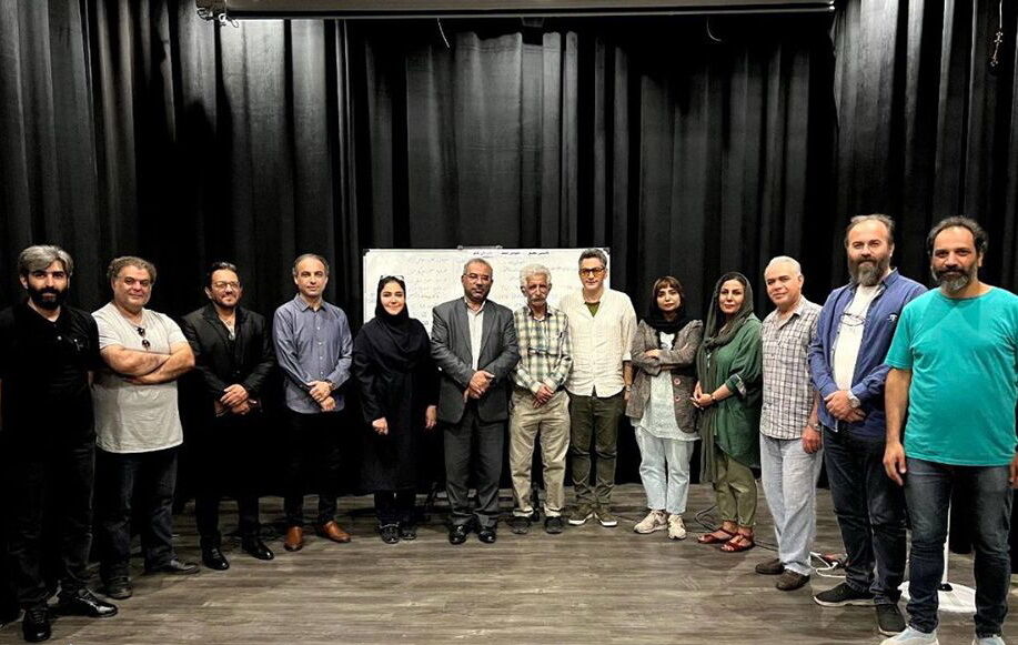 تاسیس انجمن صنفی مدرسان تئاتر با ادای احترام به زندهنام علیرضا غفاری