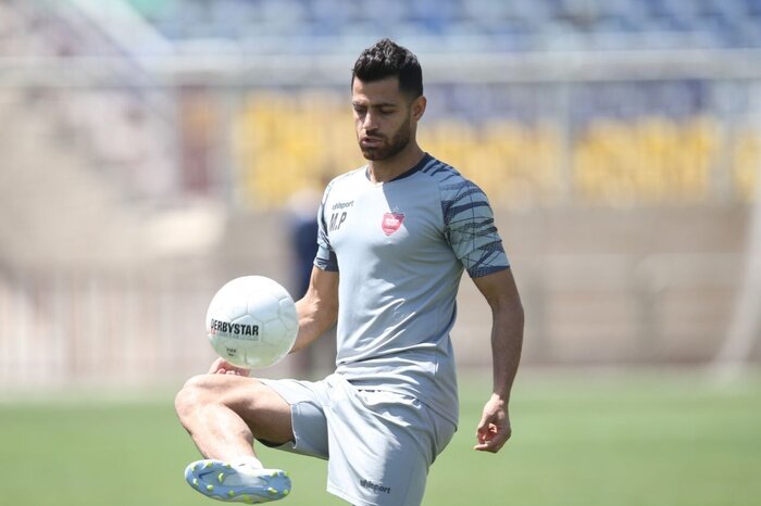 وزیر ورزش و جوانان: برای حضور بانوان در استادیومها تا آخر لیگ فرصت داریم/ احتمال غیبت صیادمنش در جام جهانی