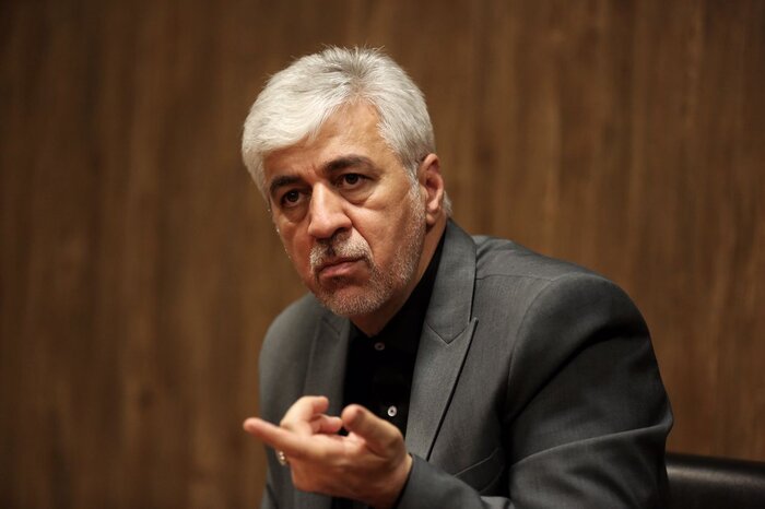 وزیر ورزش و جوانان: برای حضور بانوان در استادیومها تا آخر لیگ فرصت داریم/ احتمال غیبت صیادمنش در جام جهانی