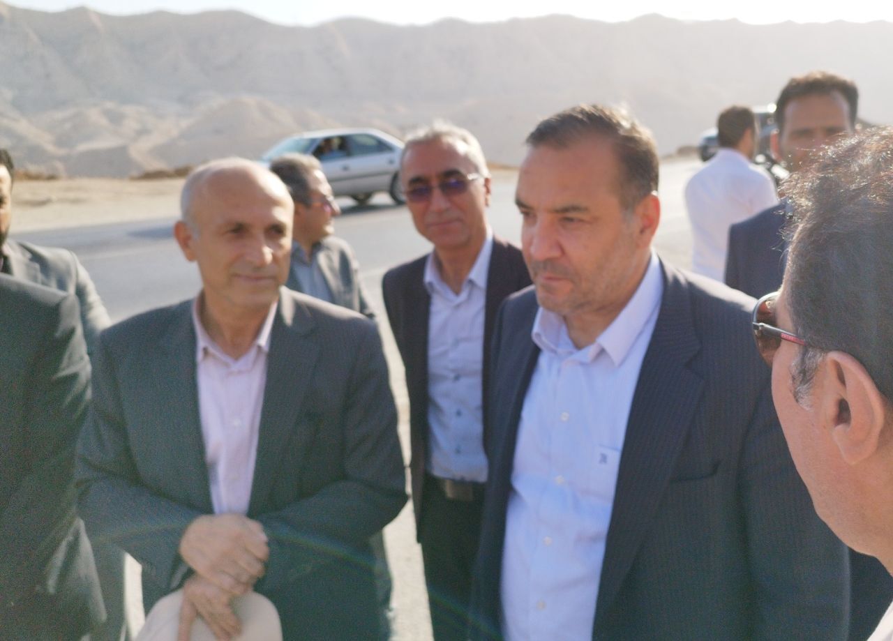 استاندار ایلام: تونل های مسیر ایلام - مهران تا ۱۰ روز آینده زیر بار ترافیک می رود