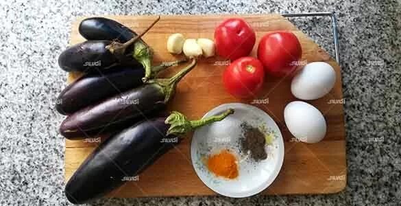 طرز تهیه میرزا قاسمی اصیل گیلانی؛ فوتوفنهای خوشمزهتر شدن