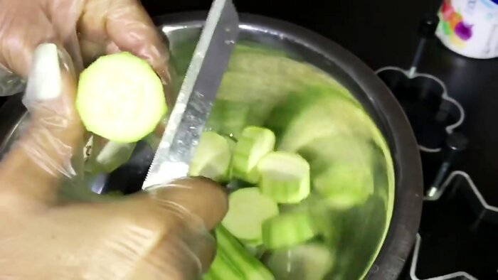 طرز تهیه میرزا قاسمی اصیل گیلانی؛ فوتوفنهای خوشمزهتر شدن