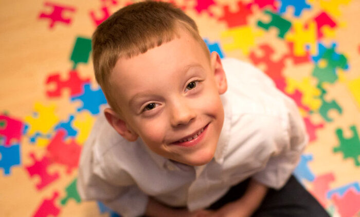 ۱۰۰ قلم داروی جدید تحت پوشش بیمه قرار گرفتند/پوشش بیمهای مبتلایان اوتیسم