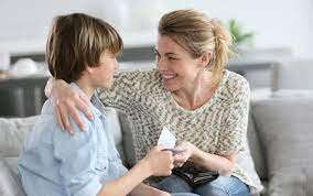 ۱۲ نکته مهم درباره دادن پول توجیبی به کودکان