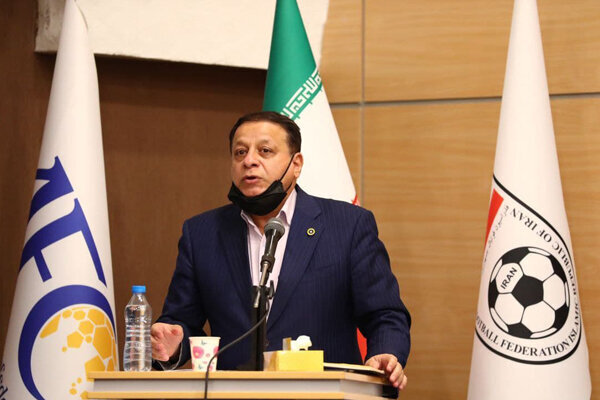 نگاهی به تخلفات فوتبالی در گزارش تحقیق و تفحص فولاد مبارکه؛ ردپای ویلموتسگیتیها اینجا هم دیده میشود 3
