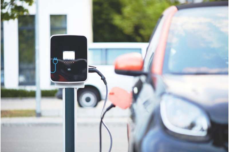 دستاورد جدید دانشمندان؛ شارژ پرسرعت خودروهای برقی