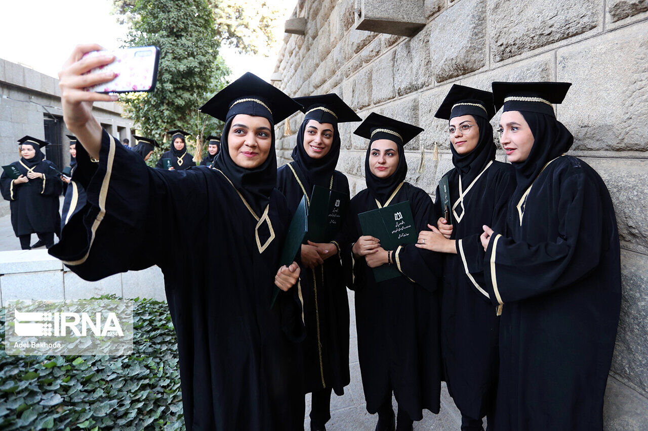 IRNA English - Doctors' Day celebrated in Avicenna's mausoleum IRNA English - Doctors' Day celebrated in Avicenna's mausoleum
