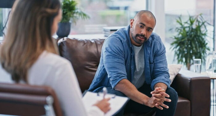 نشانههای کمالگرایی در رابطه عاطفی چیست؟