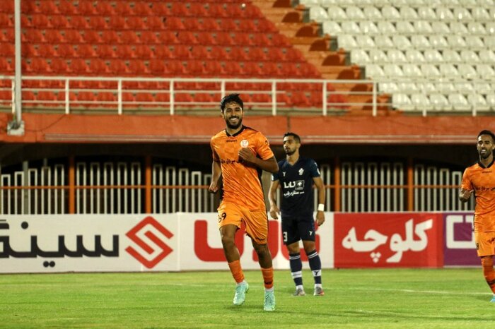 استقلال بهدنبال کیمیاگری؛ تبدیل مس به طلا در حضور بانوان