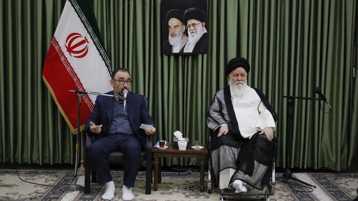آیتالله علمالهدی: تهاجم به مدیران خدمتگزار، قرار گرفتن در صف براندازان است