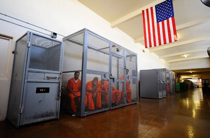 ۵۰ هزار زندانی انفرادی در آمریکا با حداقل استانداردهای حقوق بشری 