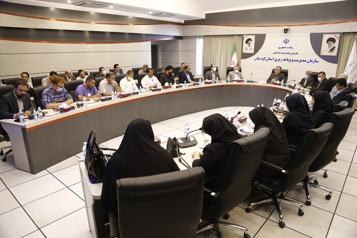 ۱۳ هزار نفر در واحدهای صنعتی کردستان فعالیت میکنند