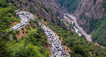 ترافیک خودرو در هر سه محور ورودی به مازندران سنگین است