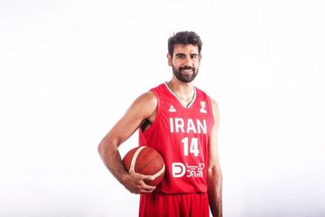یک ایرانی در جمع برترین‌های سوپرلیگ بسکتبال غرب آسیا
