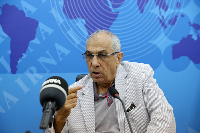 برچیدن بساط ارز ترجیحی، گام محکم دولت سیزدهم/ صدور بیش از هزار جواز تاسیس برای سرمایهگذاران خراسان رضوی