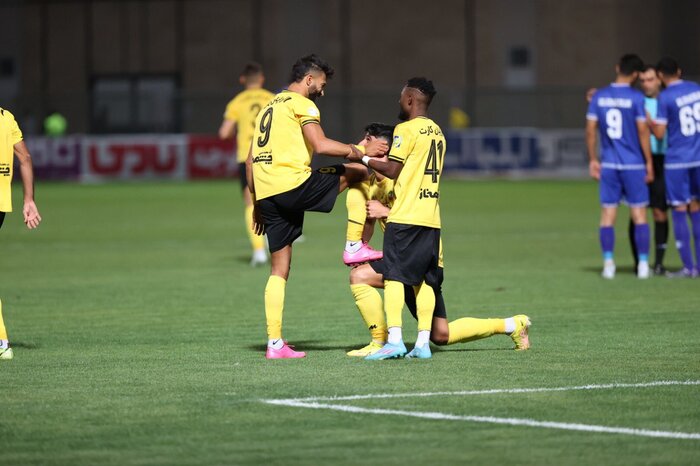 ترکیب منتخب هفته سوم لیگ برتر؛ صدرنشینی پیکان و فولاد در حضور ۱۰ تیم