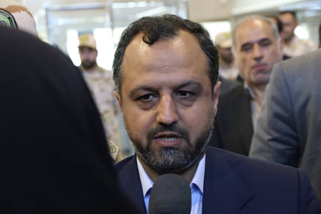 تصویب آیین نامه واردات خودرو/ امیدواریم در ۷ ماهه باقی مانده سال واردات انجام شود تصویب آیین نامه واردات خودرو/ امیدواریم در ۷ ماهه باقی مانده سال واردات انجام شود