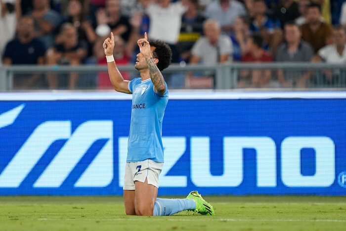 پیروزی لاتزیو مقابل اینتر با طعم صدرنشینی / خط و نشان عقابها برای حریفان 4