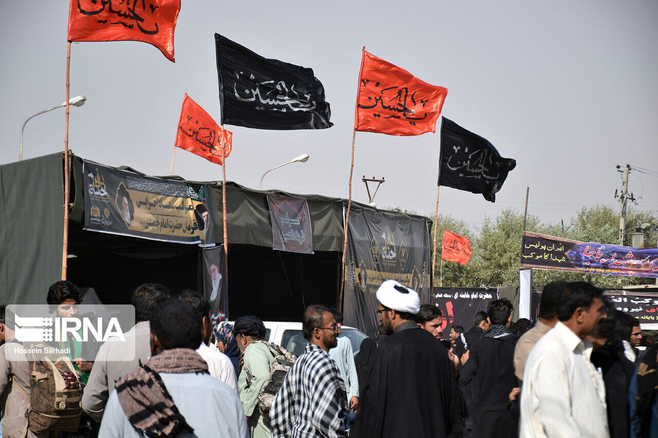 ۳۳ موکب از آذربایجانغربی برای خدمات رسانی در اربعین مجوز گرفتند ۳۳ موکب از آذربایجانغربی برای خدمات رسانی در اربعین مجوز گرفتند