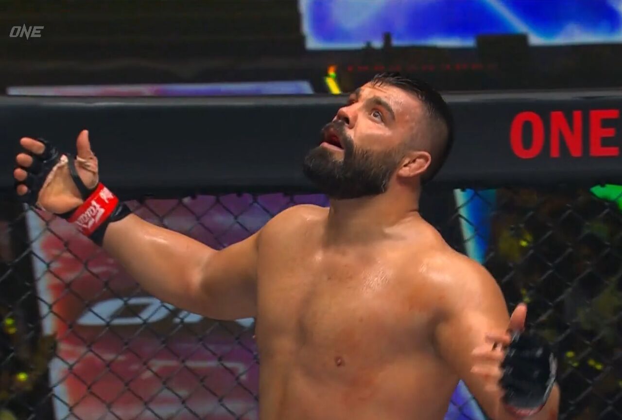 علیاکبری به نخستین پیروزی خود در «وان چمپیونشیپ» دست یافت + فیلم