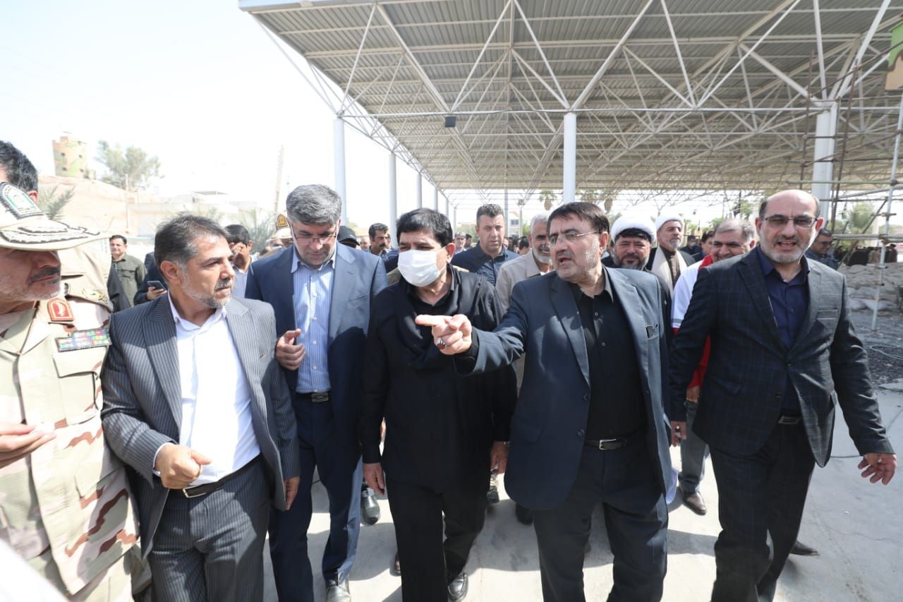 مدیریت جهادی مسوولان دولت سیزدهم برای تسهیل در تردد زائران اربعین از مرز خسروی مدیریت جهادی مسوولان دولت سیزدهم برای تسهیل در تردد زائران اربعین از مرز خسروی