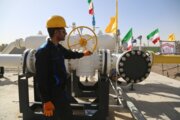 بیش از ۲ هزار و ۹۰۰ واحد صنعتی کرمانشاه به شبکه طبیعی گاز متصل است