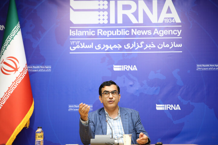 ناگفتههای واردات واکسن کرونا / دلیل سازمان غذا دارو برای ندادن مجوز به هلال احمر چیست؟