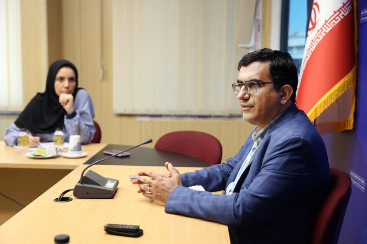 ناگفتههای واردات واکسن کرونا / دلیل سازمان غذا دارو برای ندادن مجوز به هلال احمر چیست؟