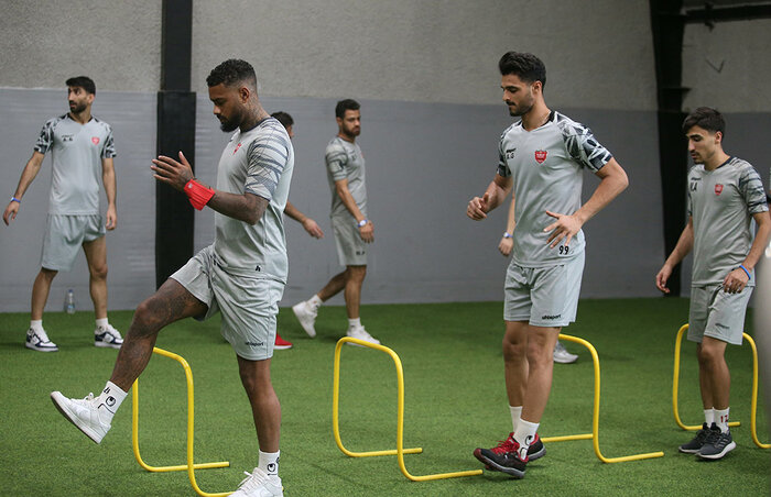 آمادهسازی پرسپولیسیها برای جدال با صنعت نفت+ عکس