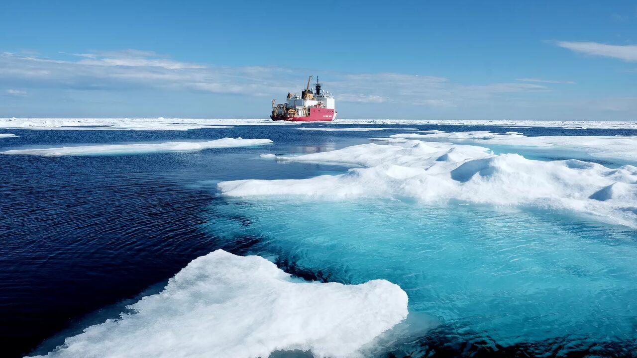 آمریکا برای اولین بار در  قطب شمال سفیر تعیین می کند