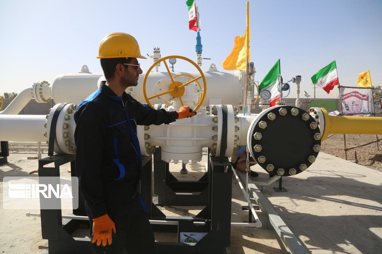 رهاورد دولت سیزدهم؛ همه روستاهای بالای ۲۰ خانوار استهبان فارس از گاز برخوردار شدند + فیلم رهاورد دولت سیزدهم؛ همه روستاهای بالای ۲۰ خانوار استهبان فارس از گاز برخوردار شدند + فیلم