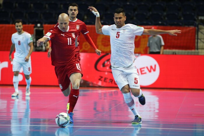 لغو شبانه انتخابات فدراسیون فوتبال در روز حمله دزدان مسلح به خانه ستاره بارسلونا