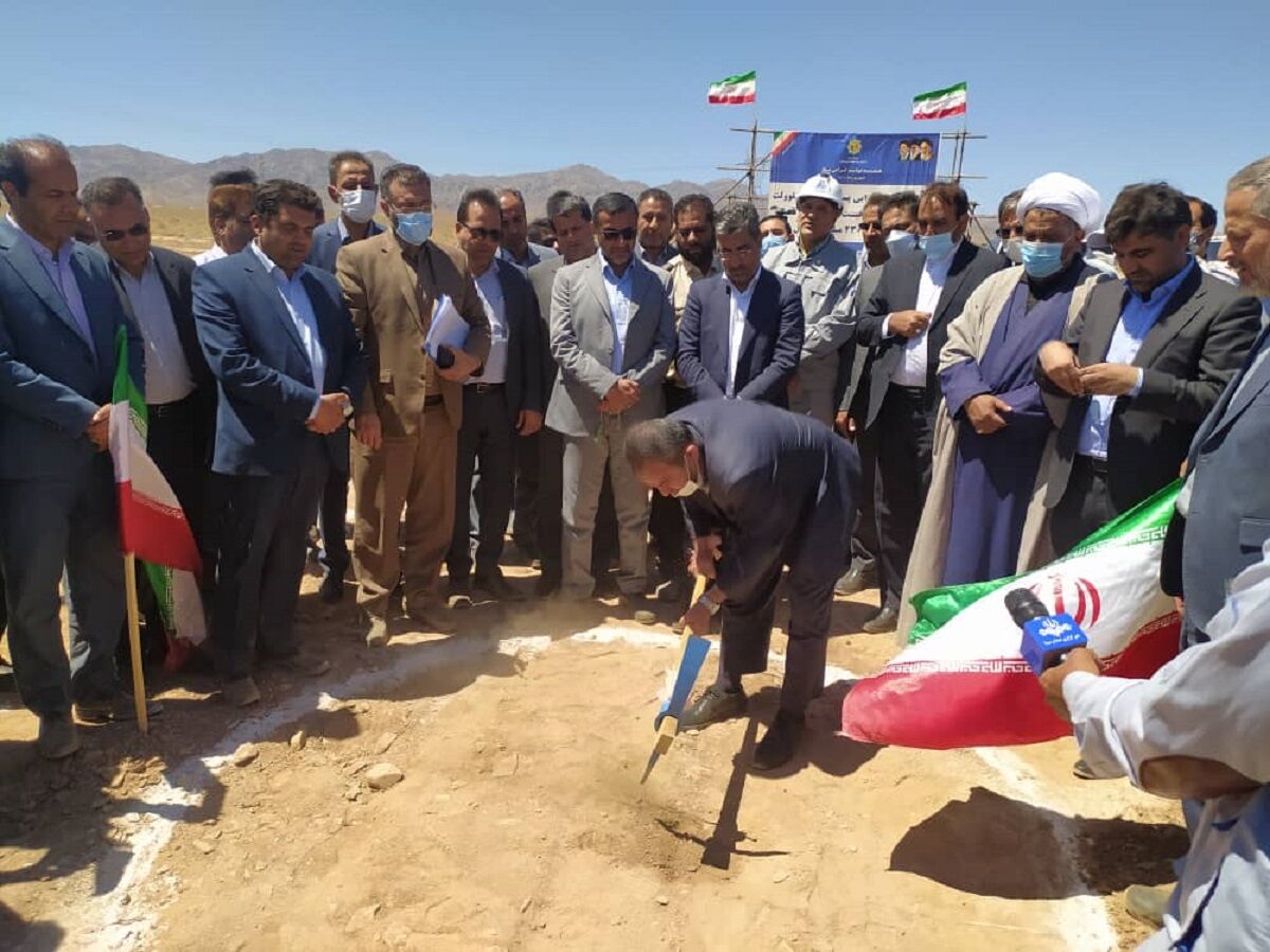 عملیات اجرایی پست ۴۰۰ کیلوولت در نهبندان آغاز شد عملیات اجرایی پست ۴۰۰ کیلوولت در نهبندان آغاز شد