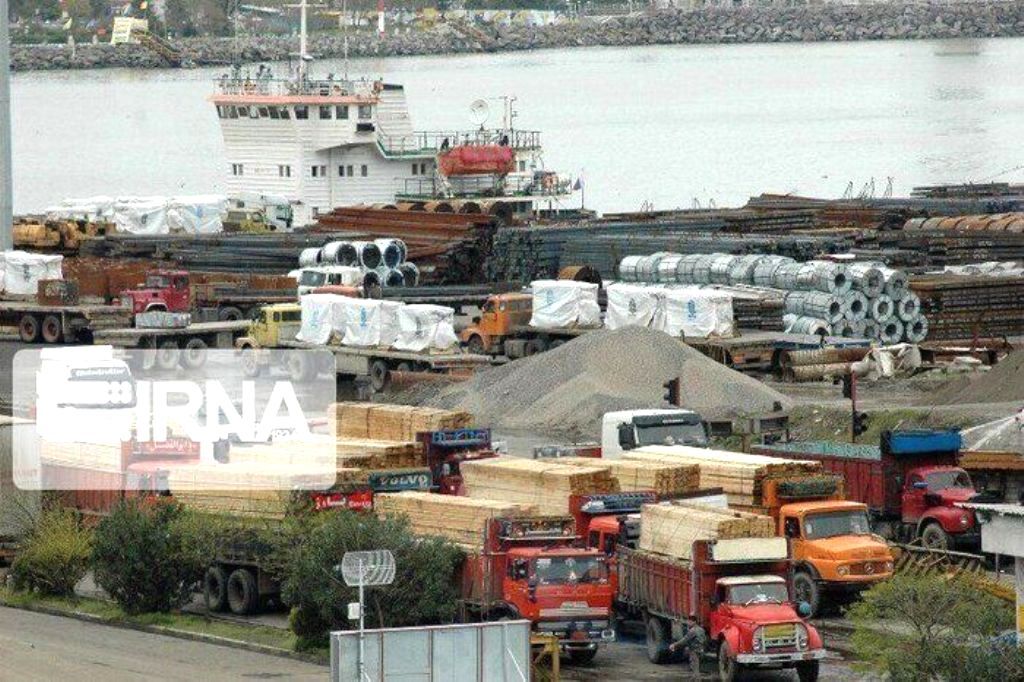 صادرات به عمان در چهار ماهه امسال 134 درصد افزایش یافت