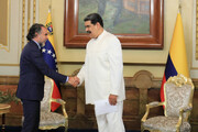 Maduro recibe cartas credenciales del embajador de Colombia