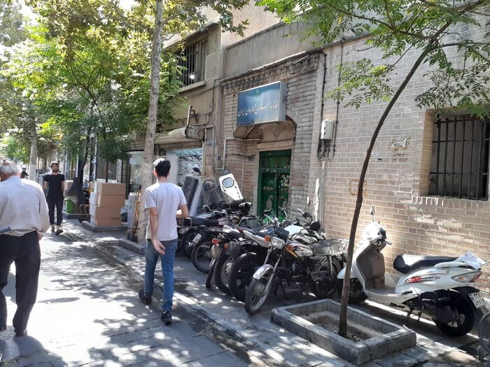 خانه پدری جلال میوهفروشی نیست، اما مخروبه است + فیلم