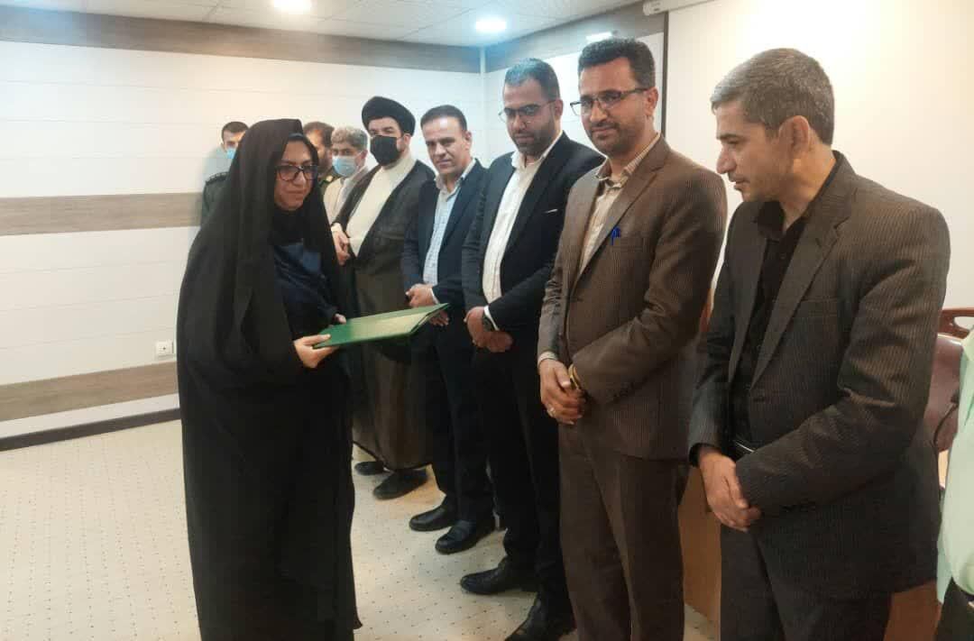 بخشداران مرکزی خُنج و گراش و بخشدار بیدشهر اِوَز فارس منصوب شدند بخشداران مرکزی خُنج و گراش و بخشدار بیدشهر اِوَز فارس منصوب شدند