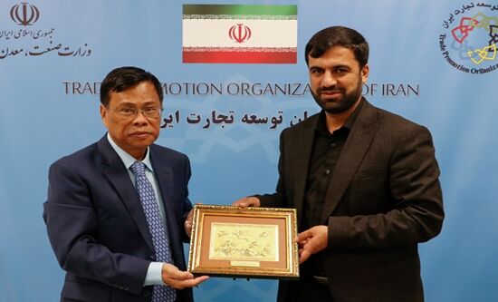 آغاز مذاکرات برای امضای موافقتنامه تجارت ترجیحی میان ایران و ویتنام