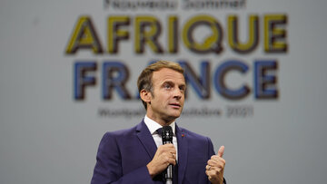 Le pari raté de Macron en Afrique : “Bâtir un avenir” sans repentir du passé colonial
