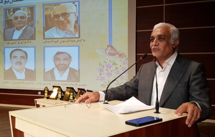 دستهای پُر مفاخر بوشهر در سالن لیان